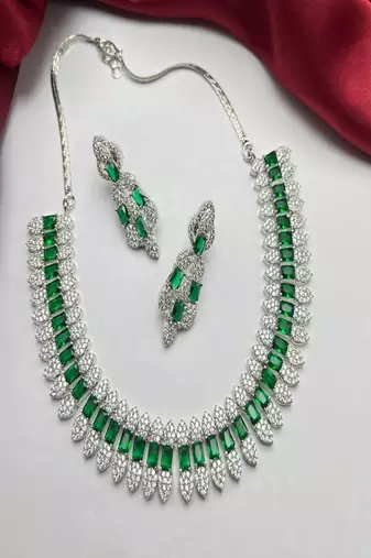 Emerald green cz choker necklace set: sterling silver bridal jewelry