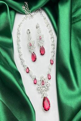 Bridal ruby red necklace and earring set | cz diamond choker 3