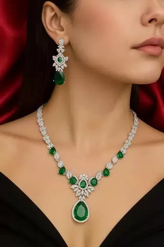 Emerald green crystal jewelry set | silver plated bridal necklace earrings