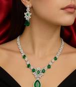 Emerald green crystal jewelry set | silver plated bridal necklace earrings