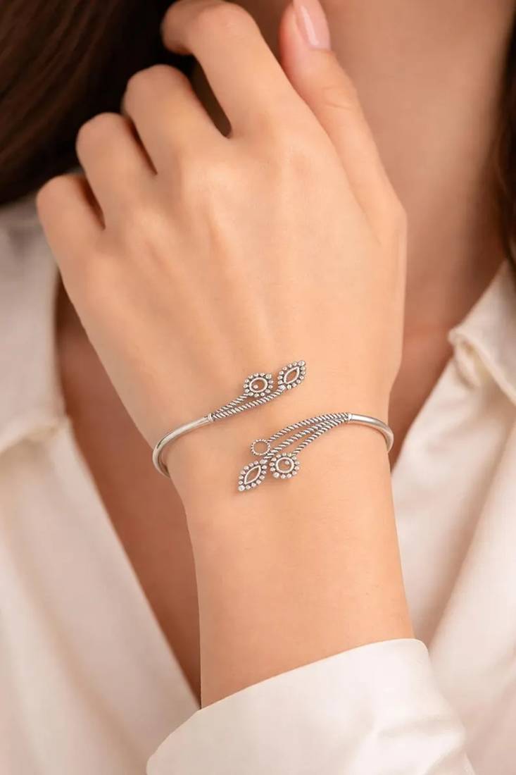 Oxidized silver leaf cuff bracelet|adjustable boho open bangle