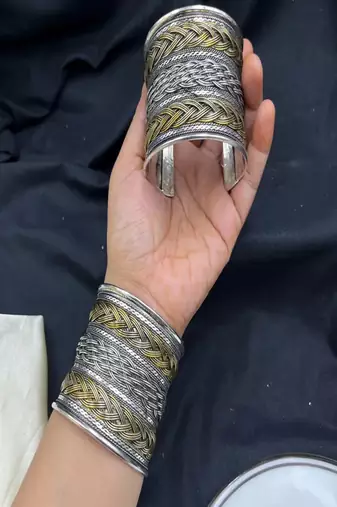 Dual tone oxidized hand cuff bracelet | silver gold tribal statement kada