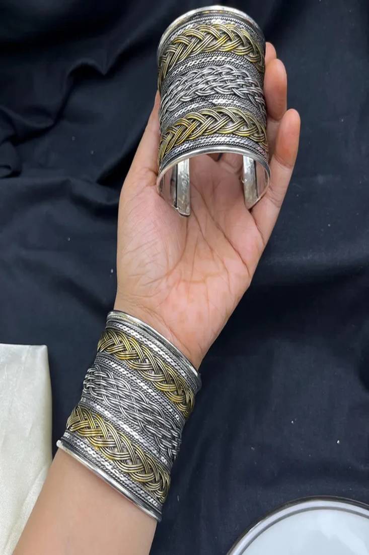 Dual tone oxidized hand cuff bracelet | silver gold tribal statement kada