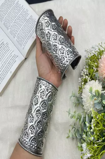 Oxidised silver hand cuff bracelet (set of 2) for women, wide floral vintage engraved statement cuff