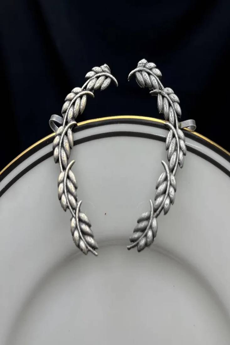 Silver leaf ear cuff earring, nature inspired ear wrap, boho ear climber