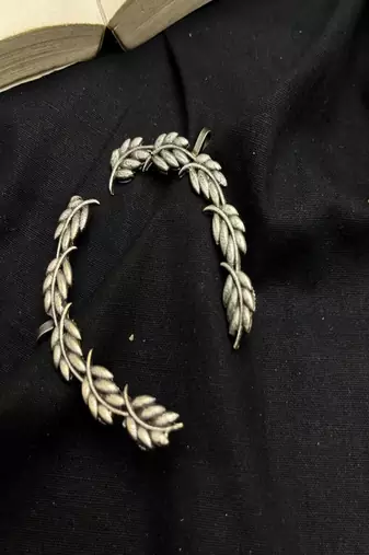 Silver leaf ear cuff earring, nature inspired ear wrap, boho ear climber