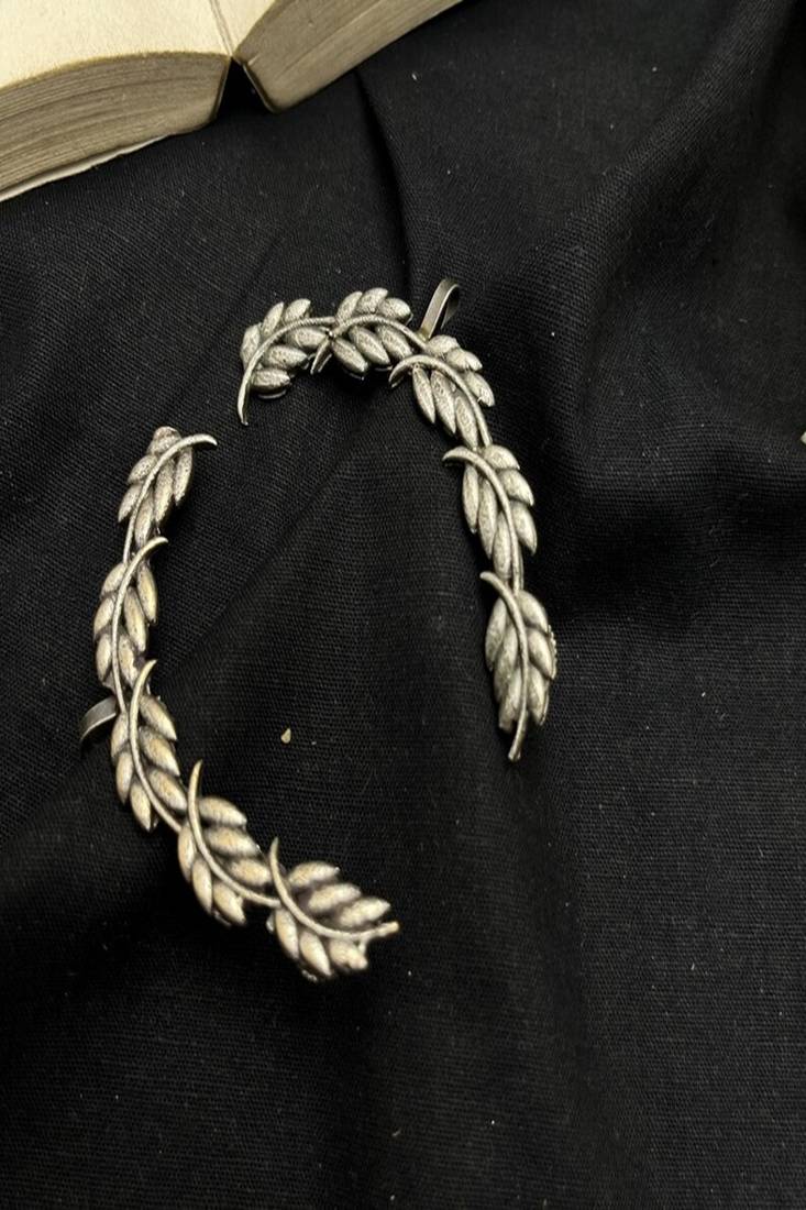 Silver leaf ear cuff earring, nature inspired ear wrap, boho ear climber