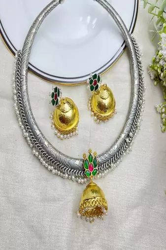 Oxidised silver hasli necklace set with golden jhumka pendant|kundan studded traditional indian bridal choker