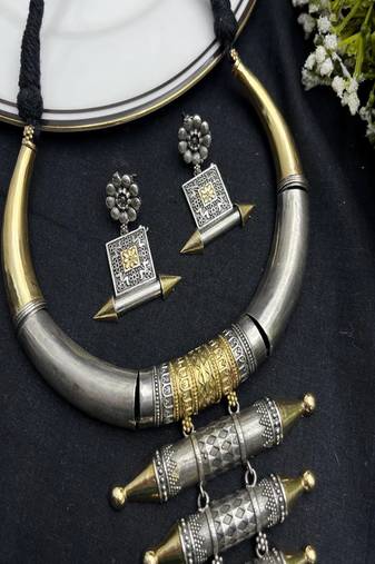Oxidised silver gold torque hasli necklace set with earrings vintage handmade tribal hansli jewelry