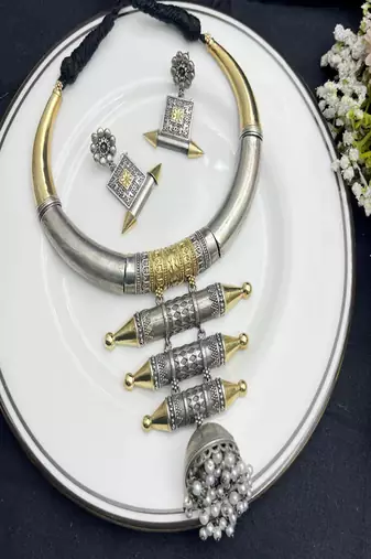 Oxidised silver gold torque hasli necklace set with earrings vintage handmade tribal hansli jewelry