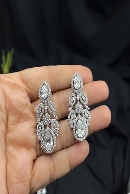 Sparkly teardrop cz bridal jewelry set: silver wedding necklace & earrings 4