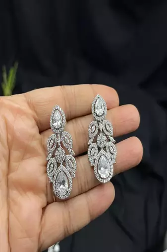 Sparkly teardrop cz bridal jewelry set: silver wedding necklace & earrings