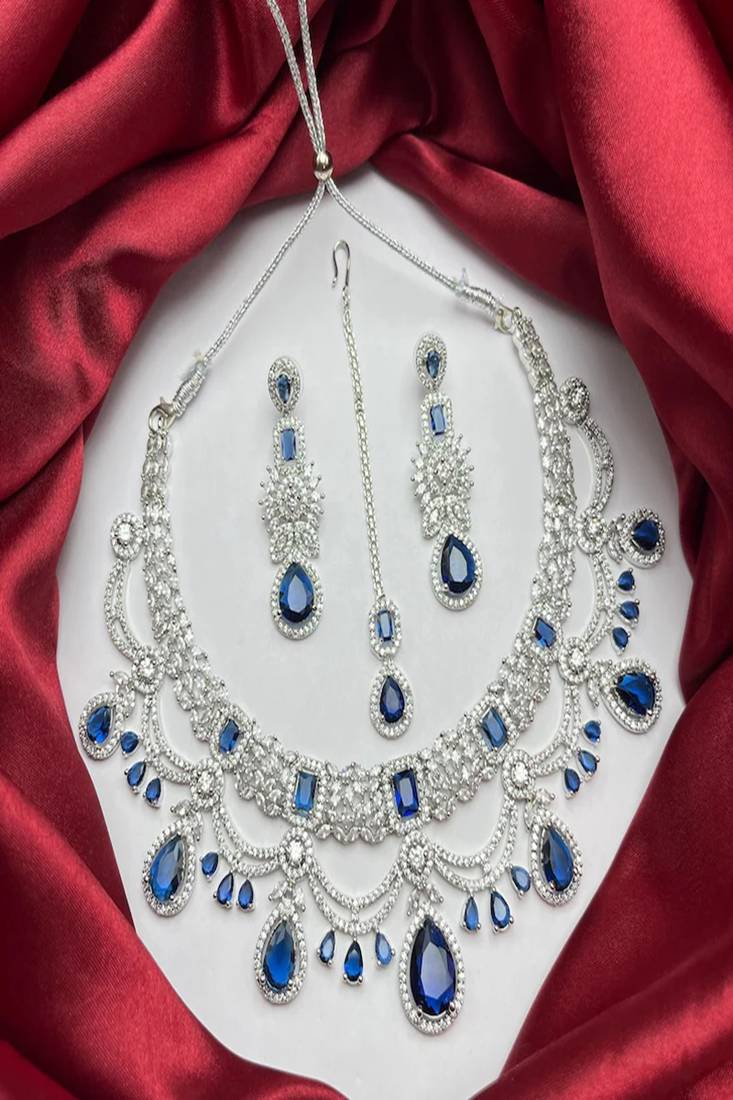 Blue stone indian bridal jewelry set: silver kundan necklace, earrings, maangtika
