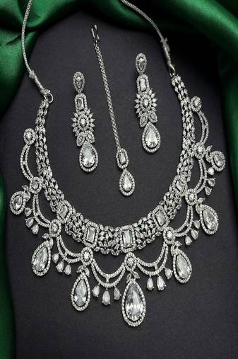 Silver cz bridal jewelry set: choker necklace, earrings, maang tikka