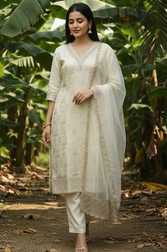 Label divine attire women off white silk blend jacquard embroidered kurta pant set with net dupatta
