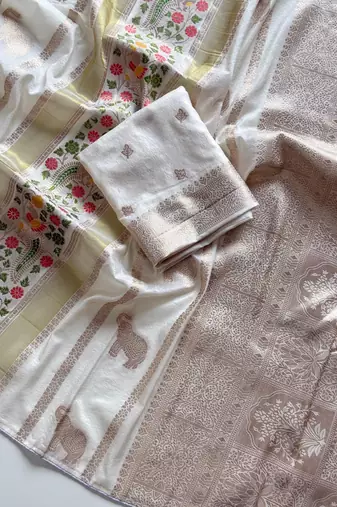 White Color Jari Jaqurad Weaving With Minakari Jaal Work Georgette Saree