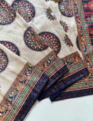 Off White Color Jari Jaqurad Weaving With Print Work Dola Silk Saree 4