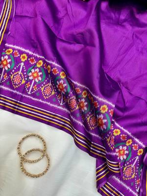 Purple Color Patola-Style Figure Print And Zari Lining Stripe Border art silk saree 4