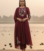 Label divine attire women red silk blend floral embroidered kurta pant set with dupatta