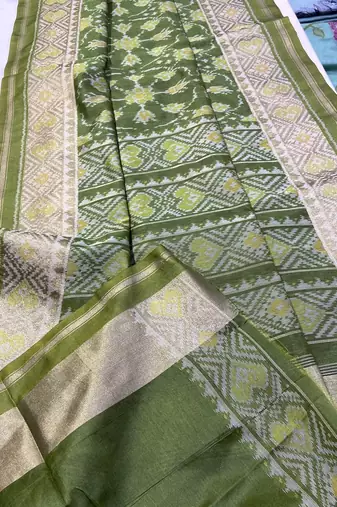 Parrot Green Color hand woven Patola art silk saree