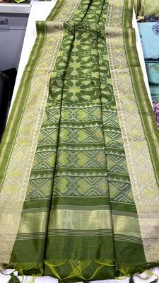 Parrot Green Color hand woven Patola art silk saree 4