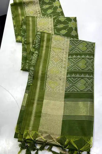 Parrot Green Color hand woven Patola art silk saree