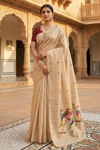 Women's beige floral printed cotton saree with unstiched blouse piece