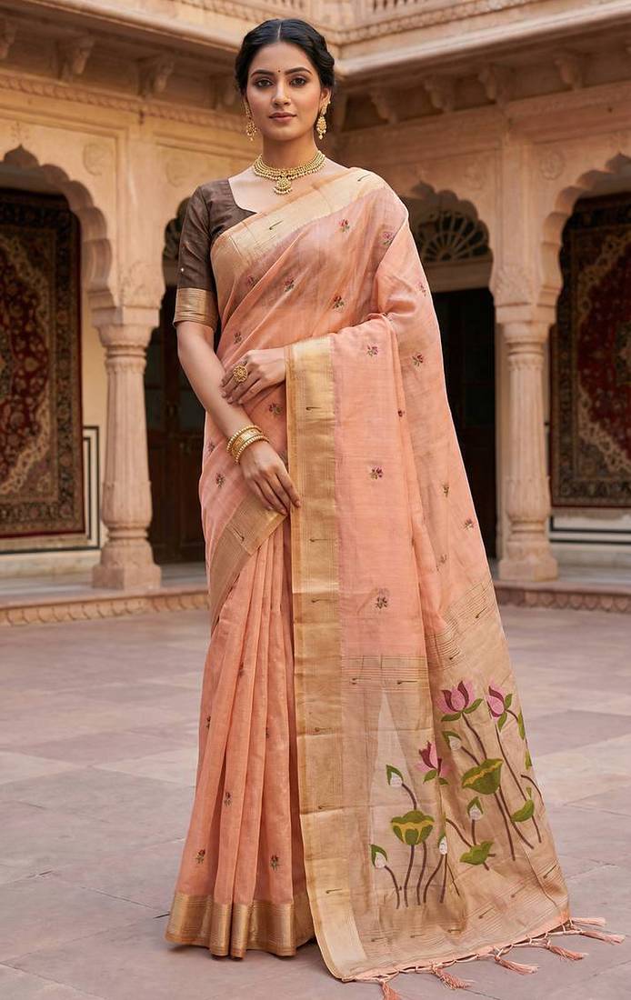 Women's peach floral printed cotton saree with unstiched blouse piece