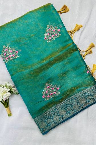 Peacock Green Color Zari Border And Lagdi Pallu Silk Saree