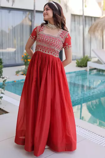 Lovable Red Sequins Silk Marriage Wear Gown