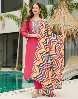 Label divine attire women’s deep pink rayon kurta pant set with heavy multicolour thread work dupatta 3
