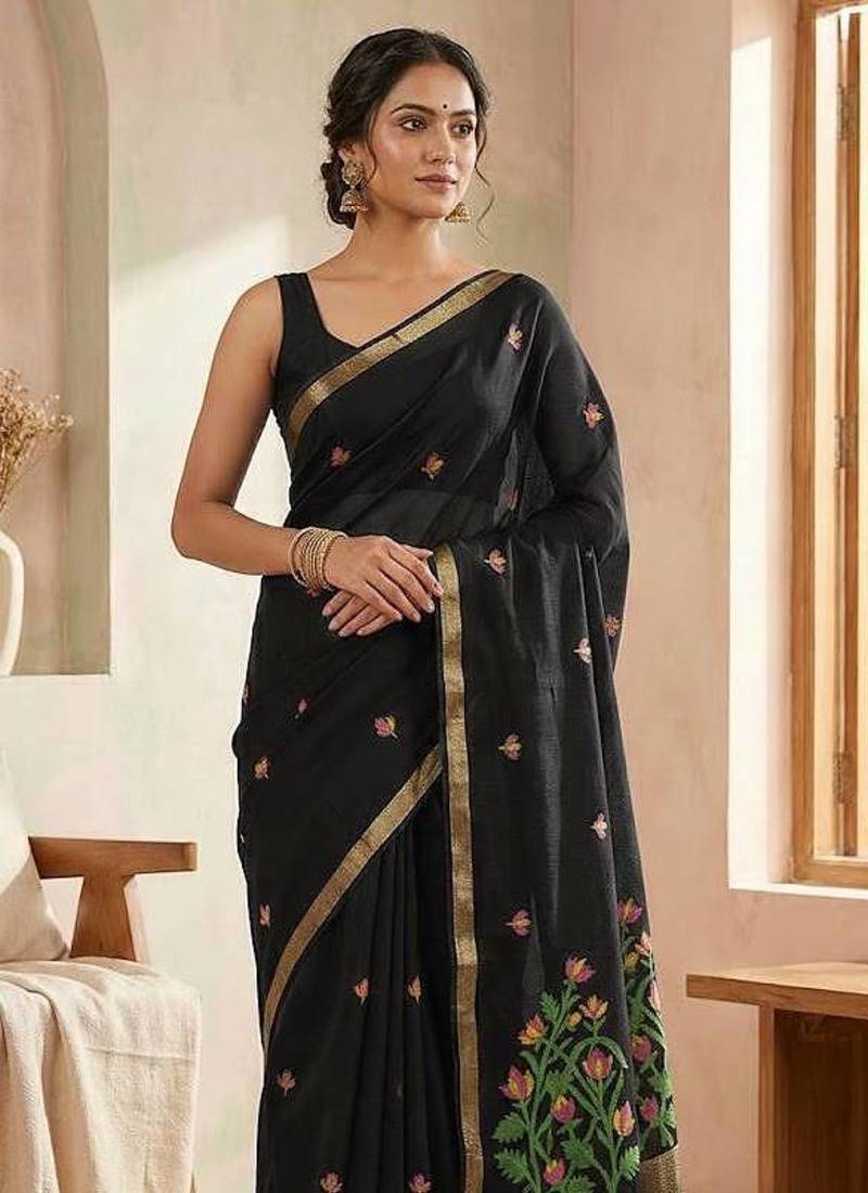 Black Color Zari  Weaving Silk Saree