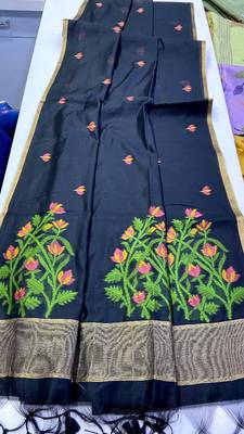 Black Color Zari  Weaving Silk Saree 3