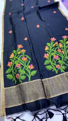 Black Color Zari  Weaving Silk Saree 4