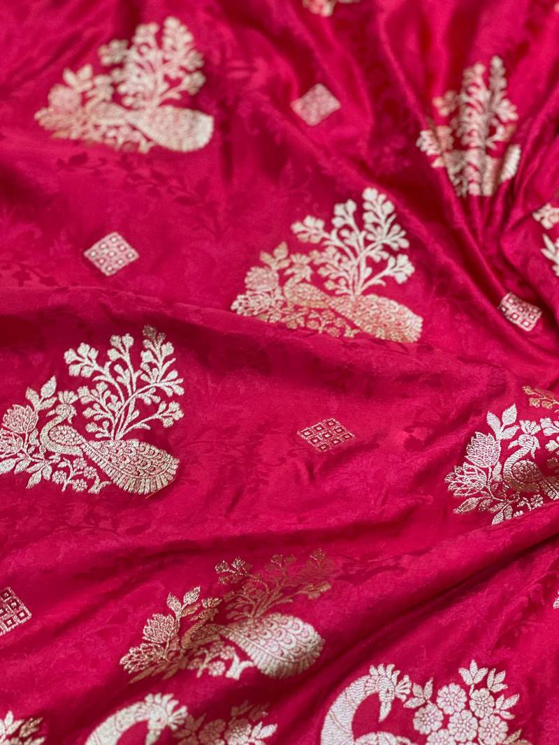 Red Color Jaqurad Weveing Work Satin Silk Saree