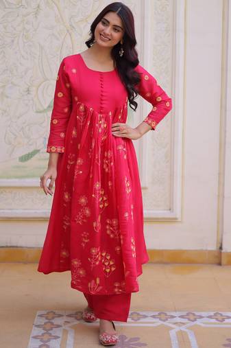 Enchanting Pink Thread Embroidery Chanderi Function Wear Pant Suit