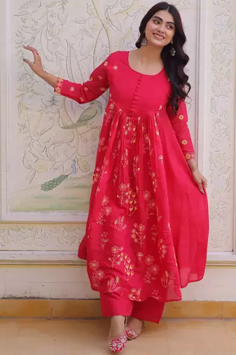 Enchanting Pink Thread Embroidery Chanderi Function Wear Pant Suit