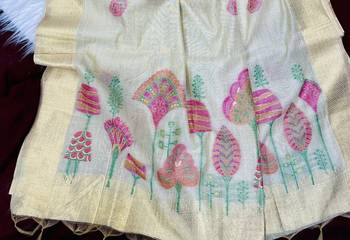 Cream Color floral weaving Cotton Saree 3