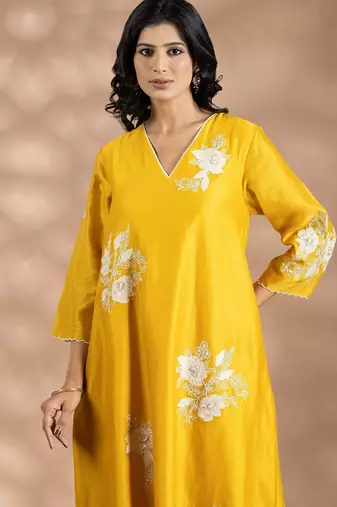 Yellow chanderi silk floral print kurta set