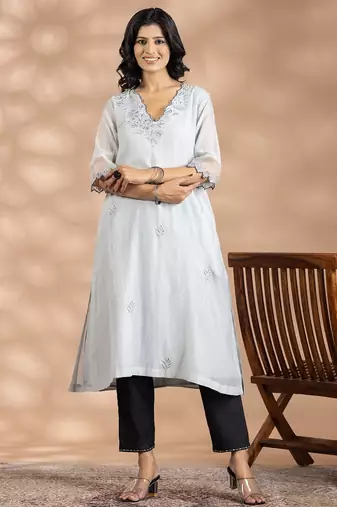Grey chanderi silk floral print kurta set