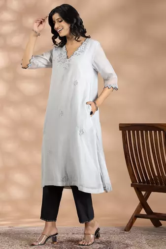 Grey chanderi silk floral print kurta set