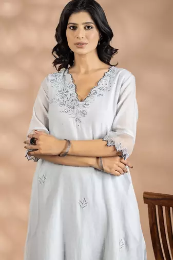 Grey chanderi silk floral print kurta set