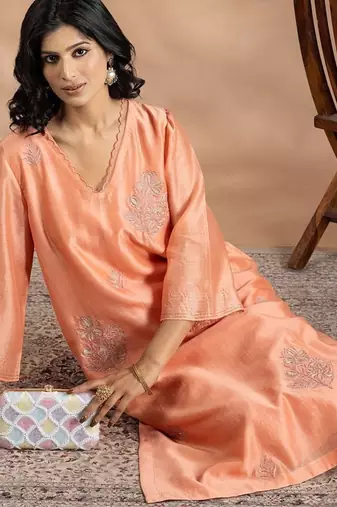 Peach chanderi silk floral print kurta set