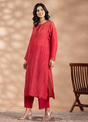 Red art silk floral print kurta set 1