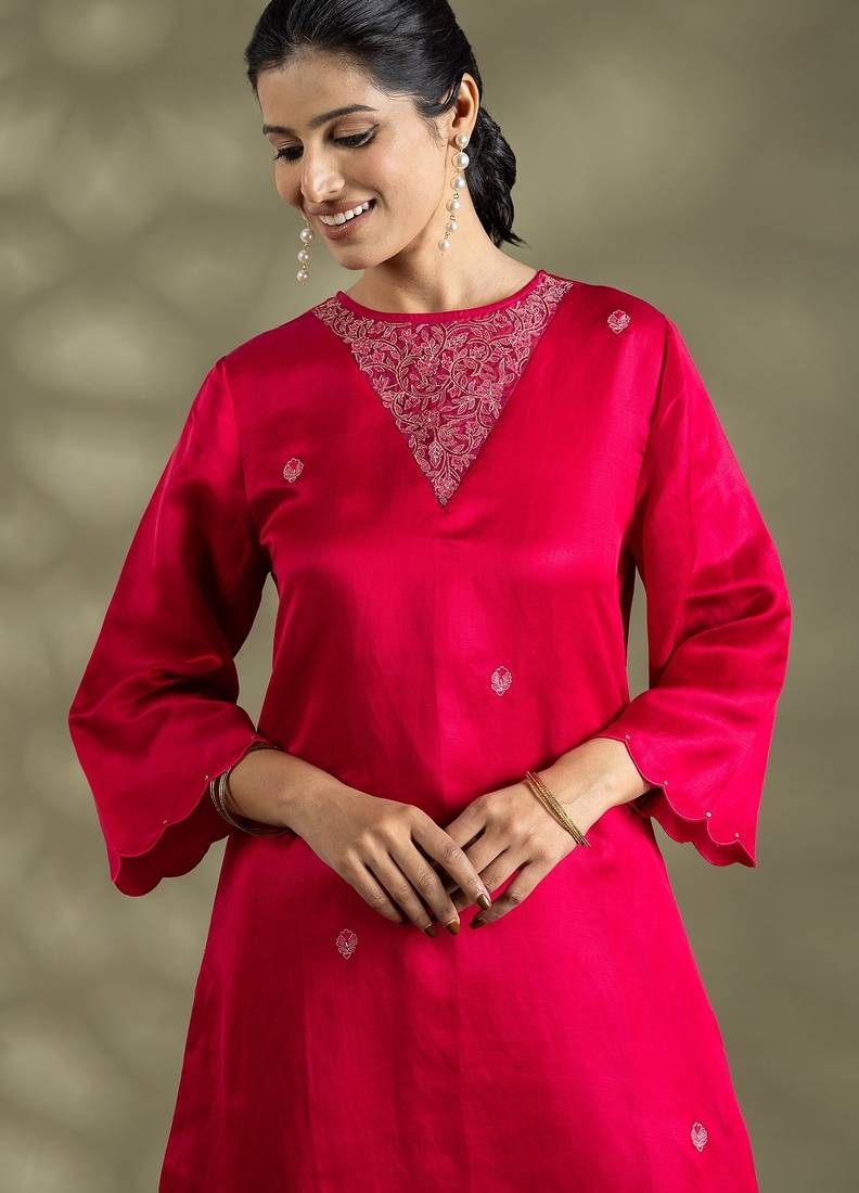 Pink satin floral print kurta set
