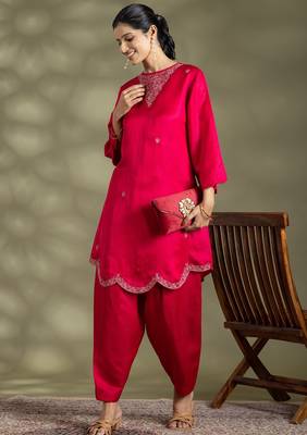 Pink satin floral print kurta set 5
