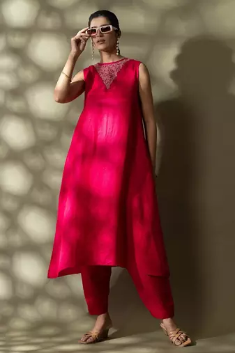 Pink satin floral print kurta set