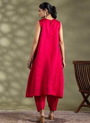 Pink satin floral print kurta set 3