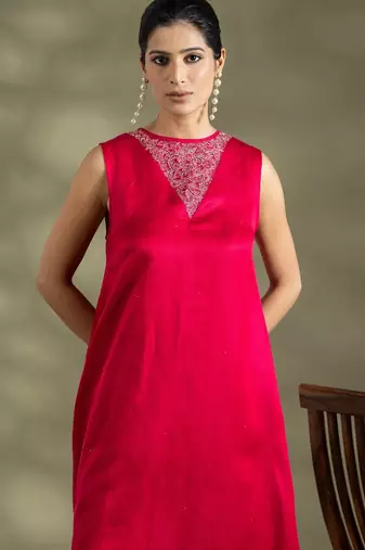 Pink satin floral print kurta set