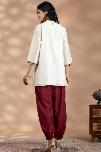 Off white chanderi silk floral print kurta set